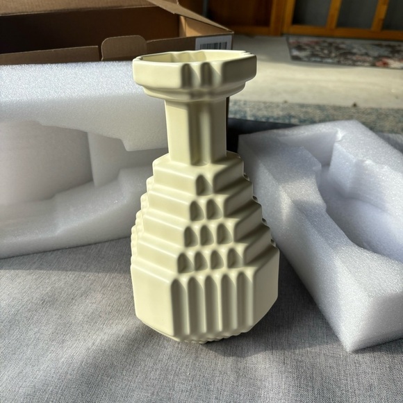 White Checkered Decorative Mosaic Plaid Design Ceramic Vase, 9.5 Inch - Picture 2 of 6